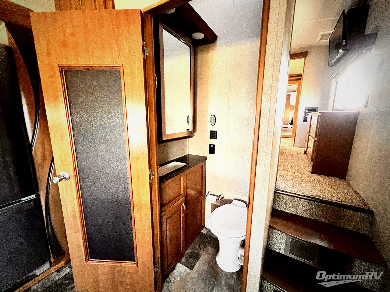 2019 Forest River Cedar Creek Hathaway Edition 38FBD Photo 16