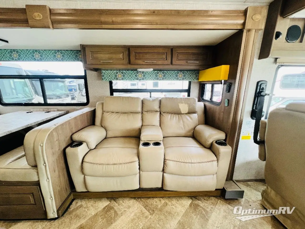 2018 Forest River Georgetown 5 Series 31R5 Photo 9
