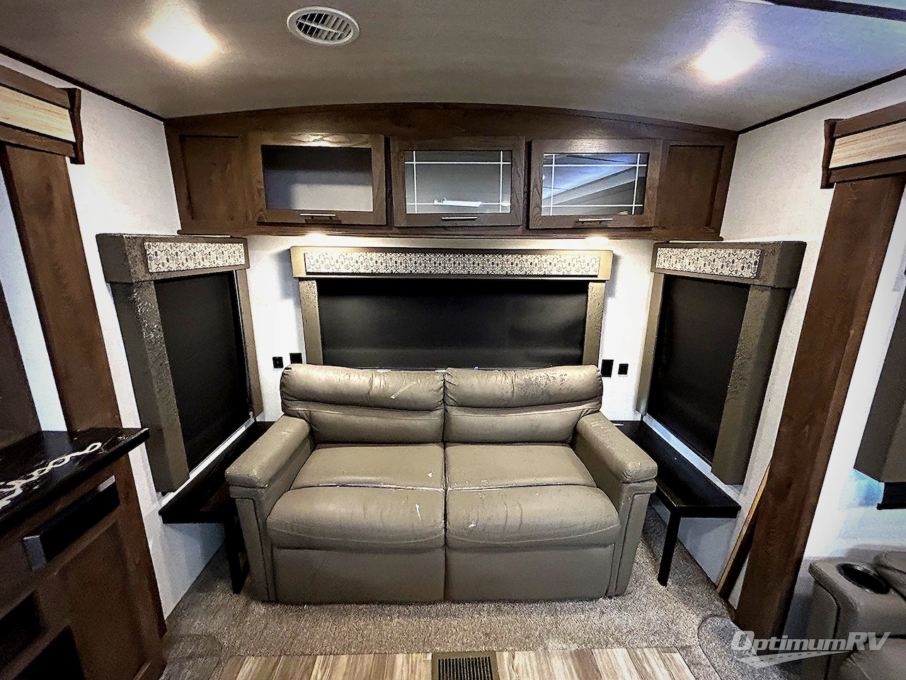 2019 Forest River Wildwood Heritage Glen LTZ 273RL Photo 15