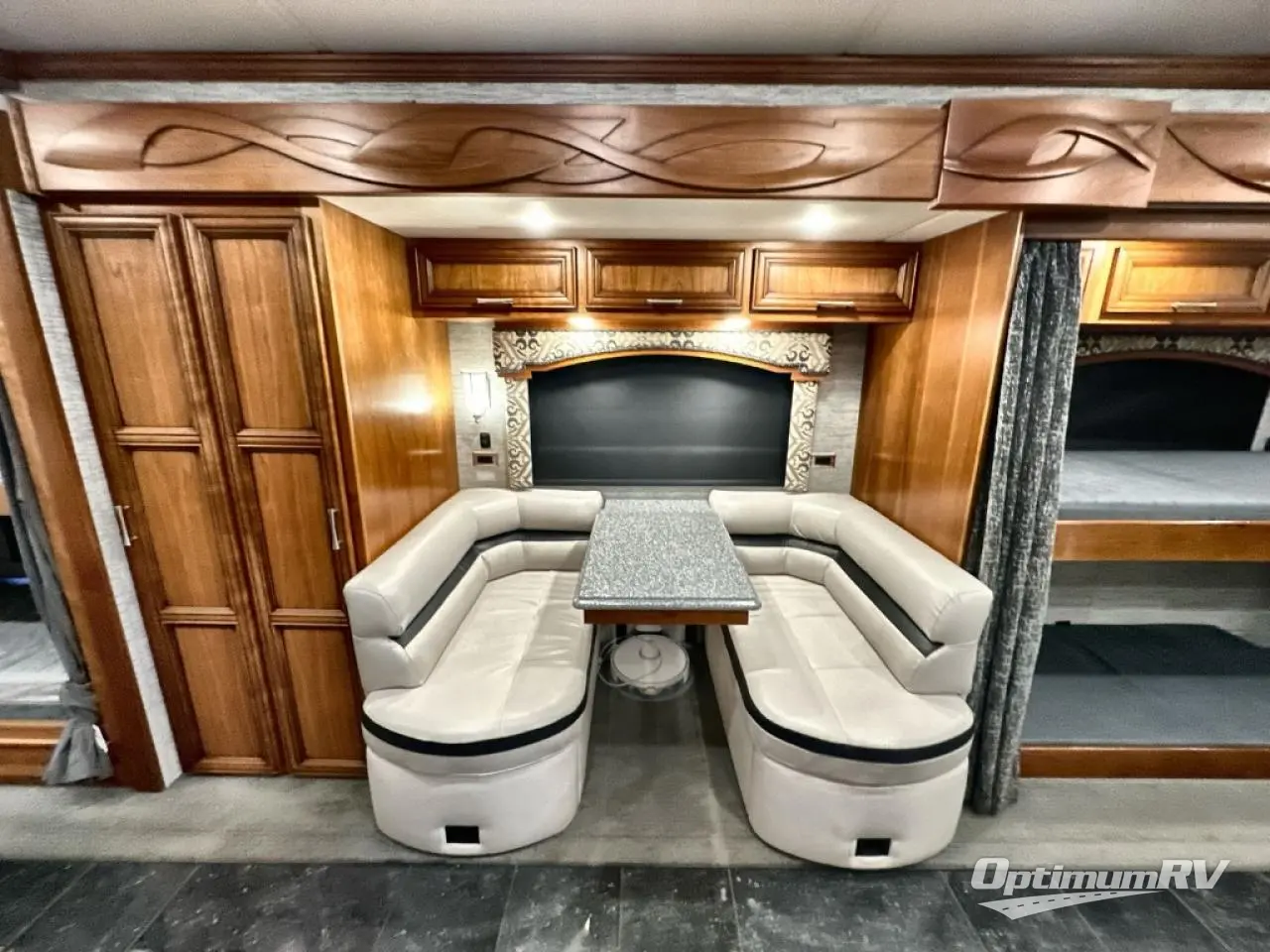 2018 Newmar Ventana 4326 Photo 15