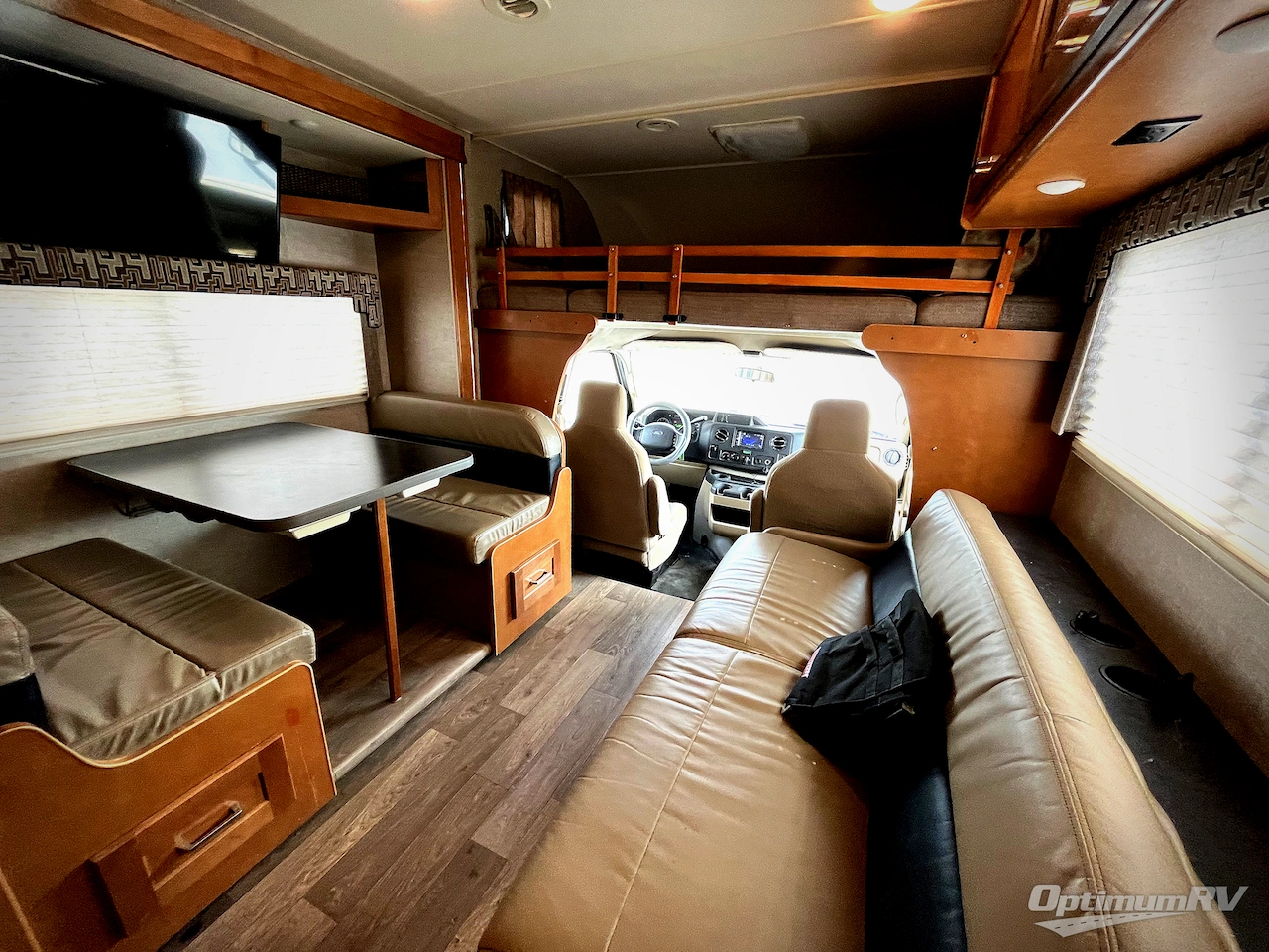 2019 Winnebago Minnie Winnie 31G Photo 8