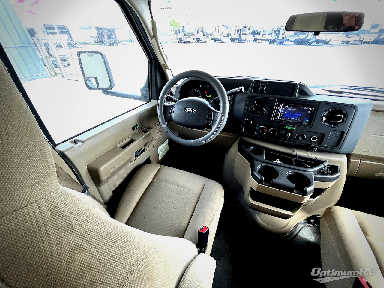 2019 Winnebago Minnie Winnie 31G Photo 5