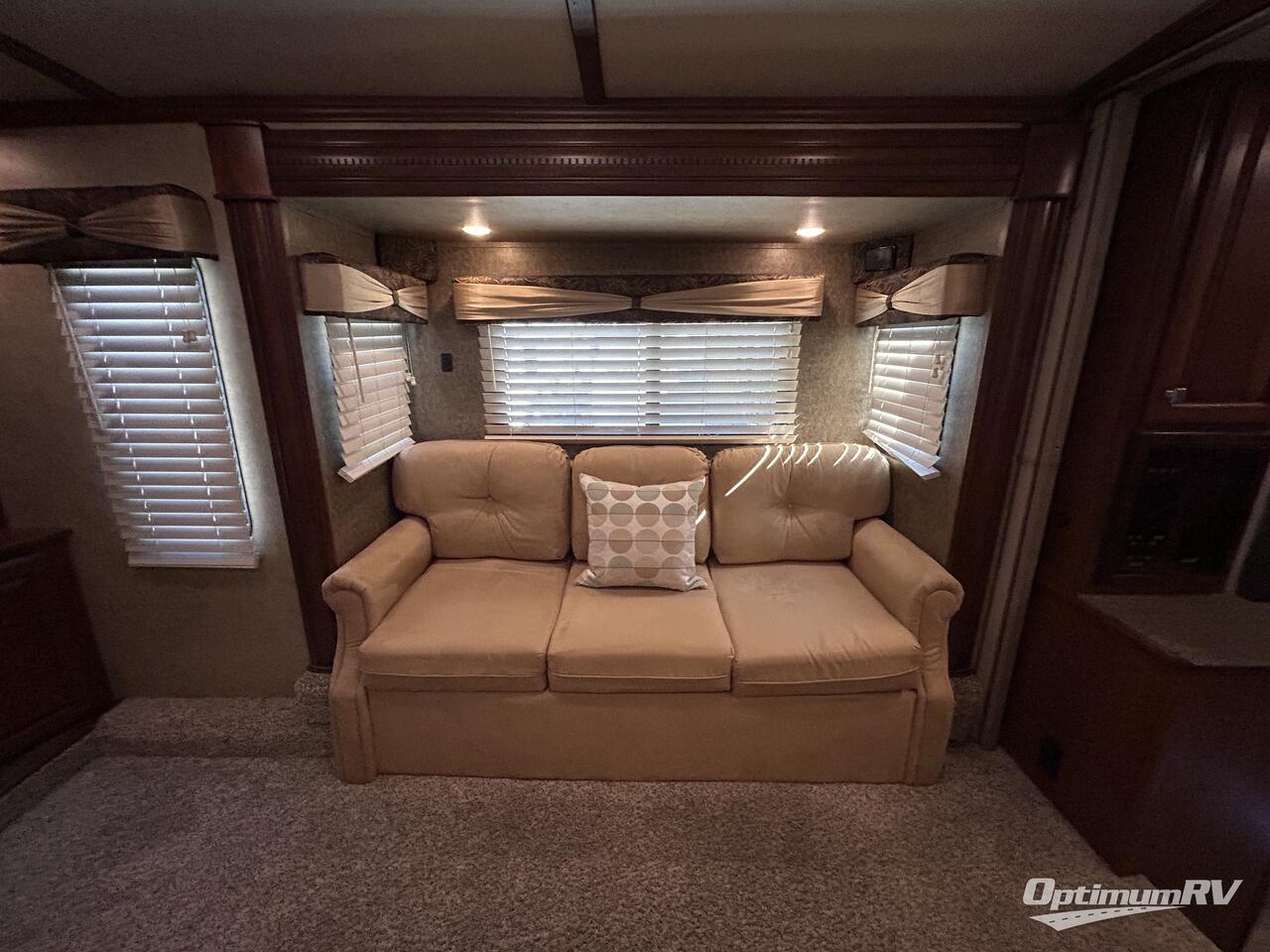 2013 Dutchmen Infinity 3750FL Photo 9