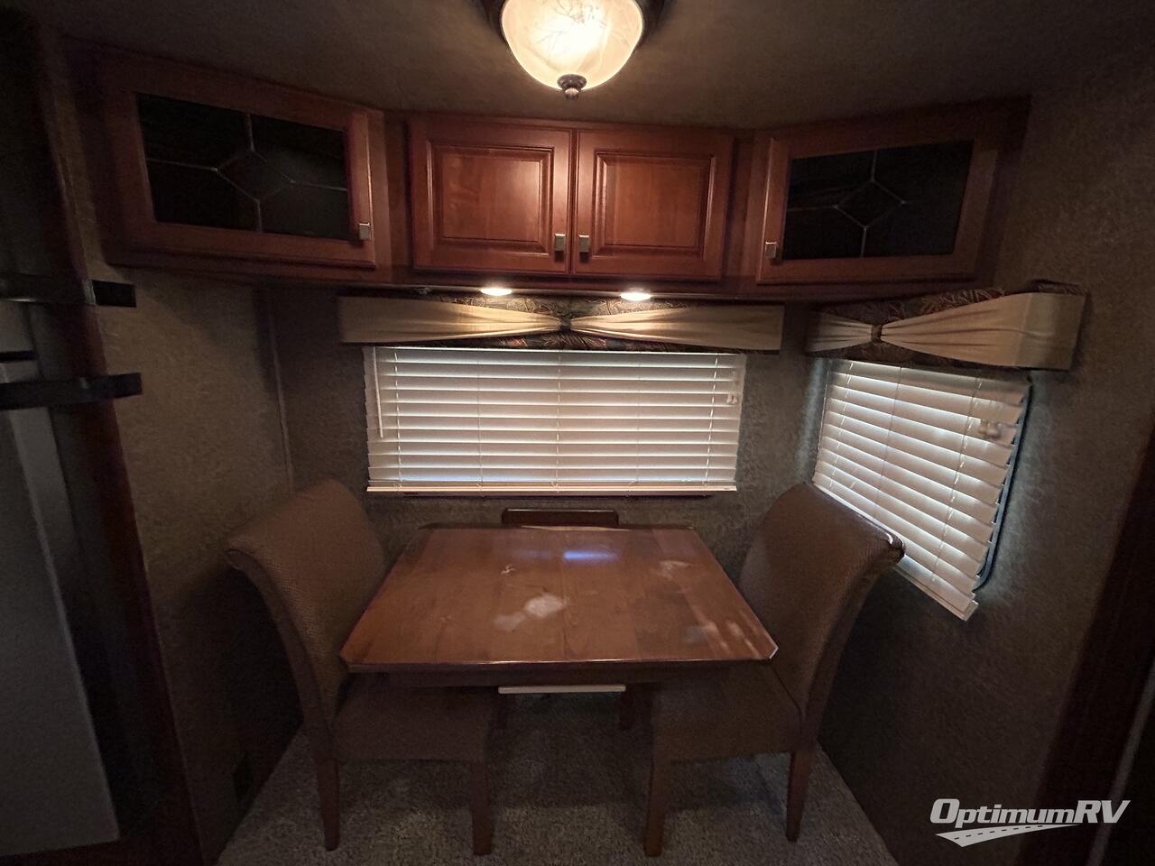 2013 Dutchmen Infinity 3750FL Photo 13
