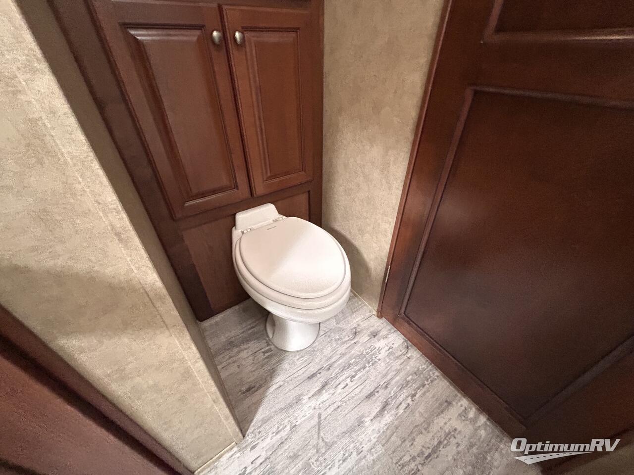 2013 Dutchmen Infinity 3750FL Photo 17