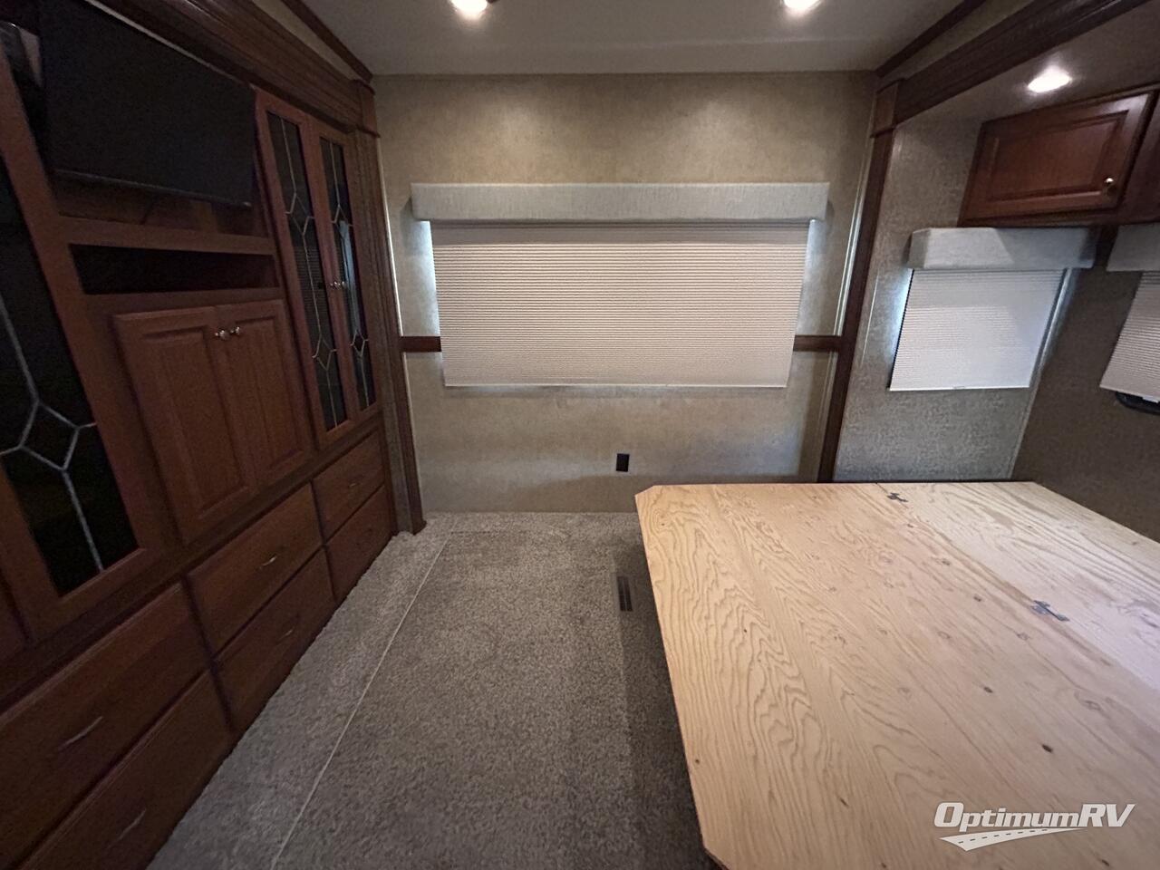 2013 Dutchmen Infinity 3750FL Photo 18