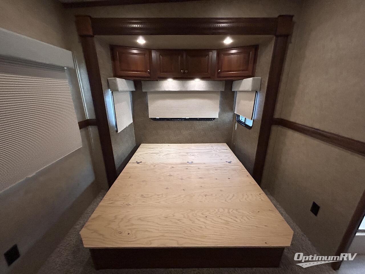 2013 Dutchmen Infinity 3750FL Photo 19