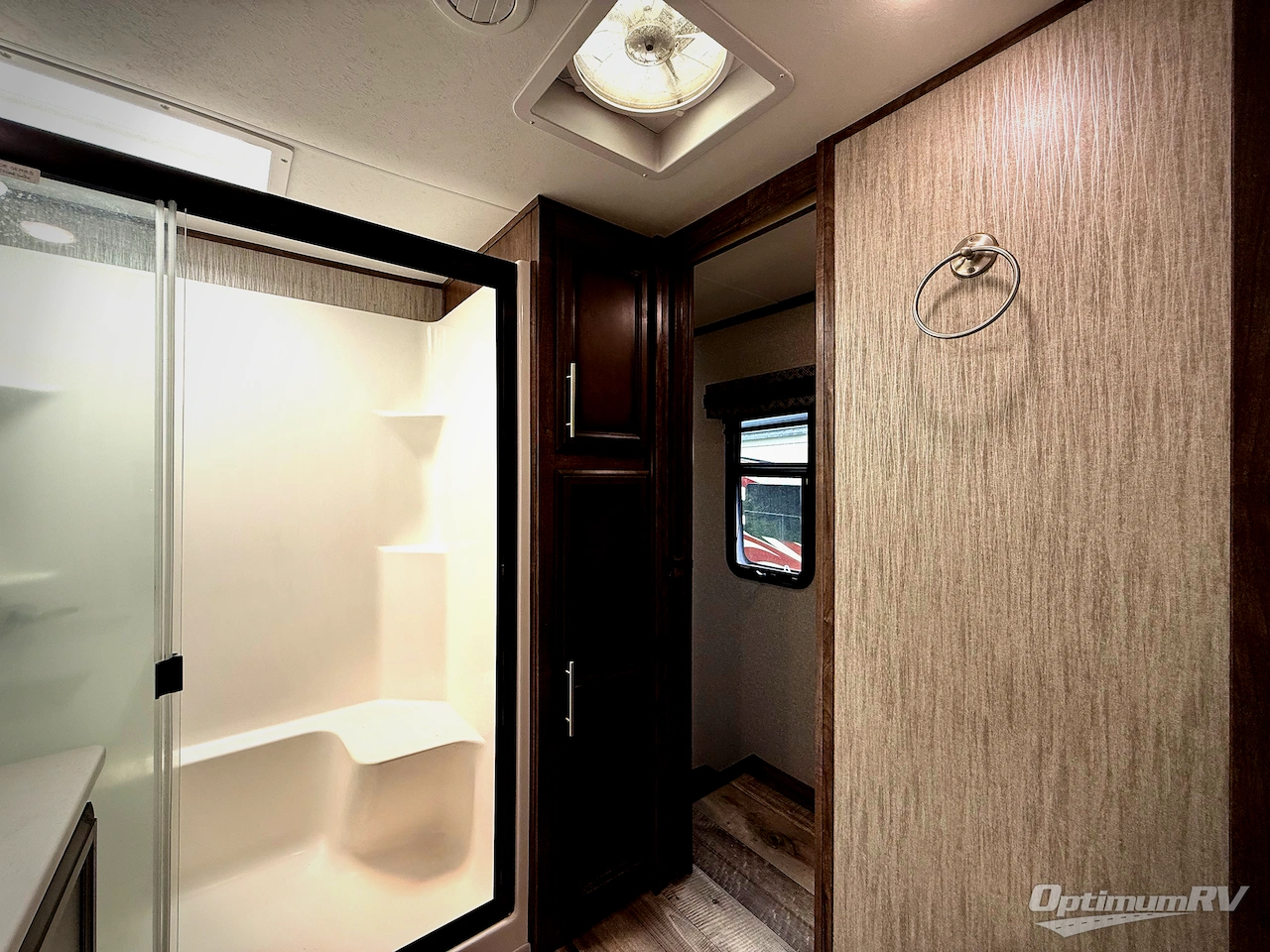 2021 KZ Durango Gold G383RLQ Photo 14