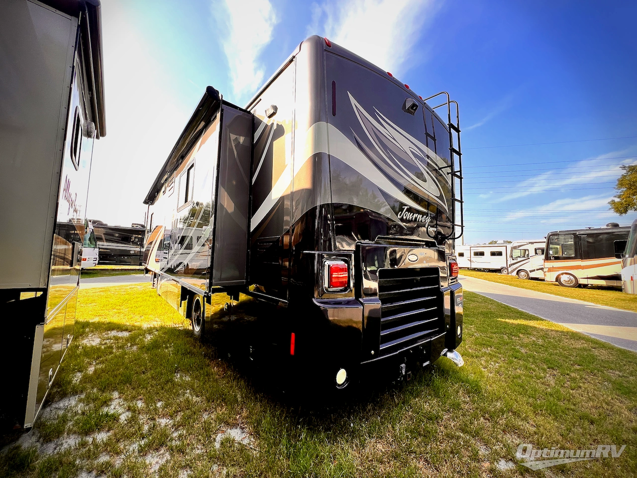 2011 Winnebago Journey Express 34Y Photo 2