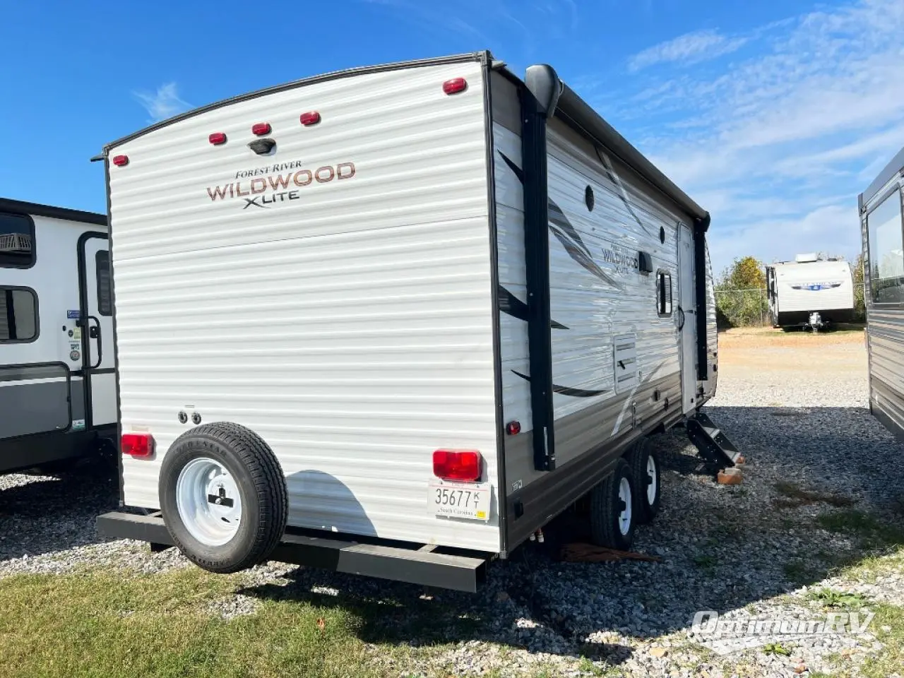 2019 Forest River Wildwood X-Lite 230BHXL Photo 2