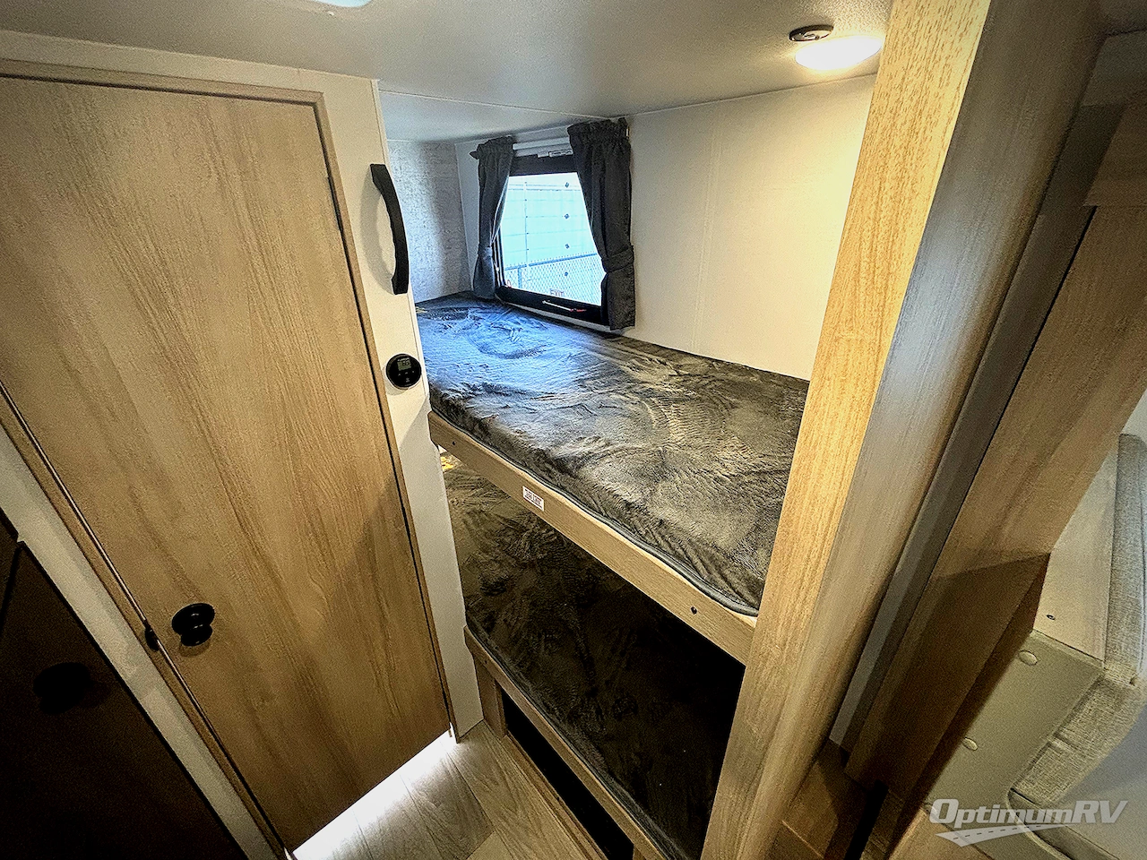 2025 Winnebago Micro Minnie 2100BH Photo 10