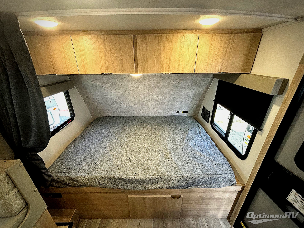 2025 Winnebago Micro Minnie 2100BH Photo 9
