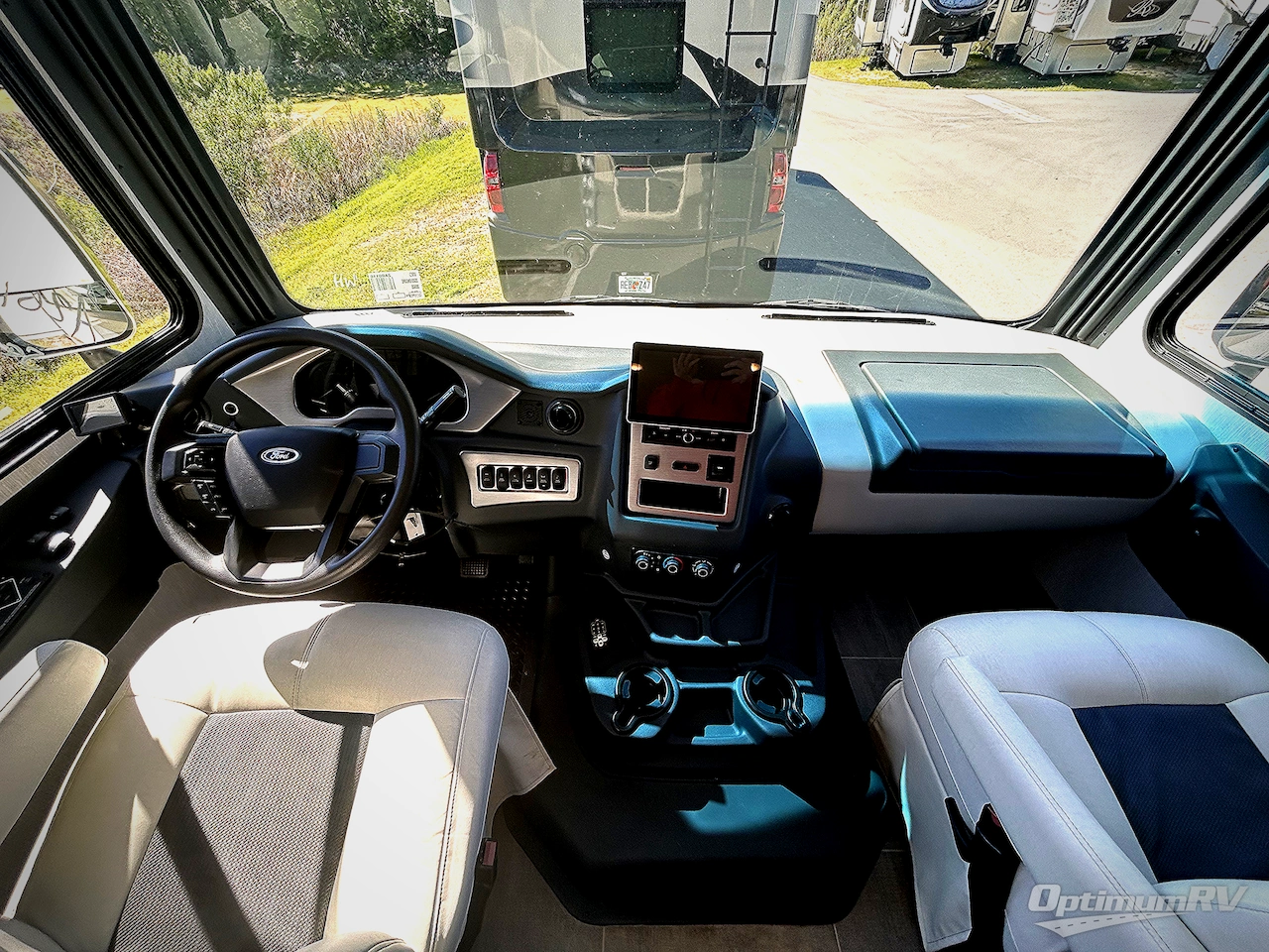 2023 Coachmen Encore 355DS Photo 5