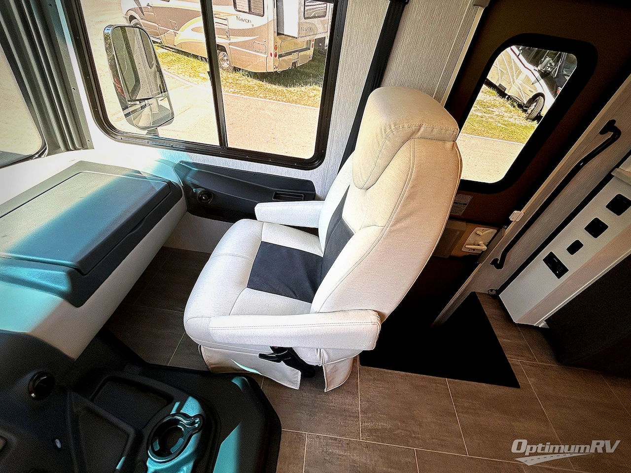 2023 Coachmen Encore 355DS Photo 4