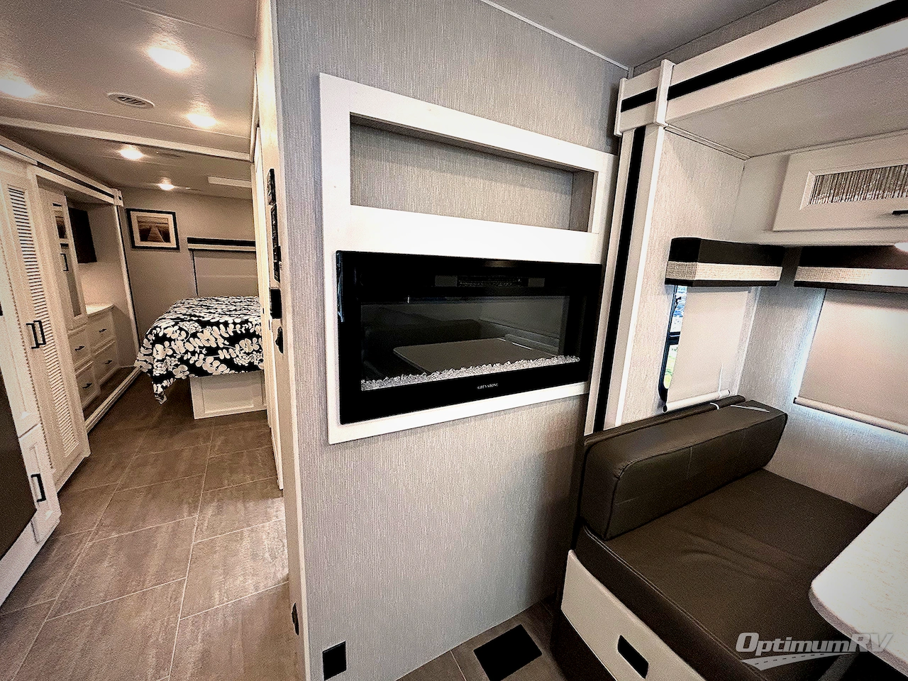 2023 Coachmen Encore 355DS Photo 13
