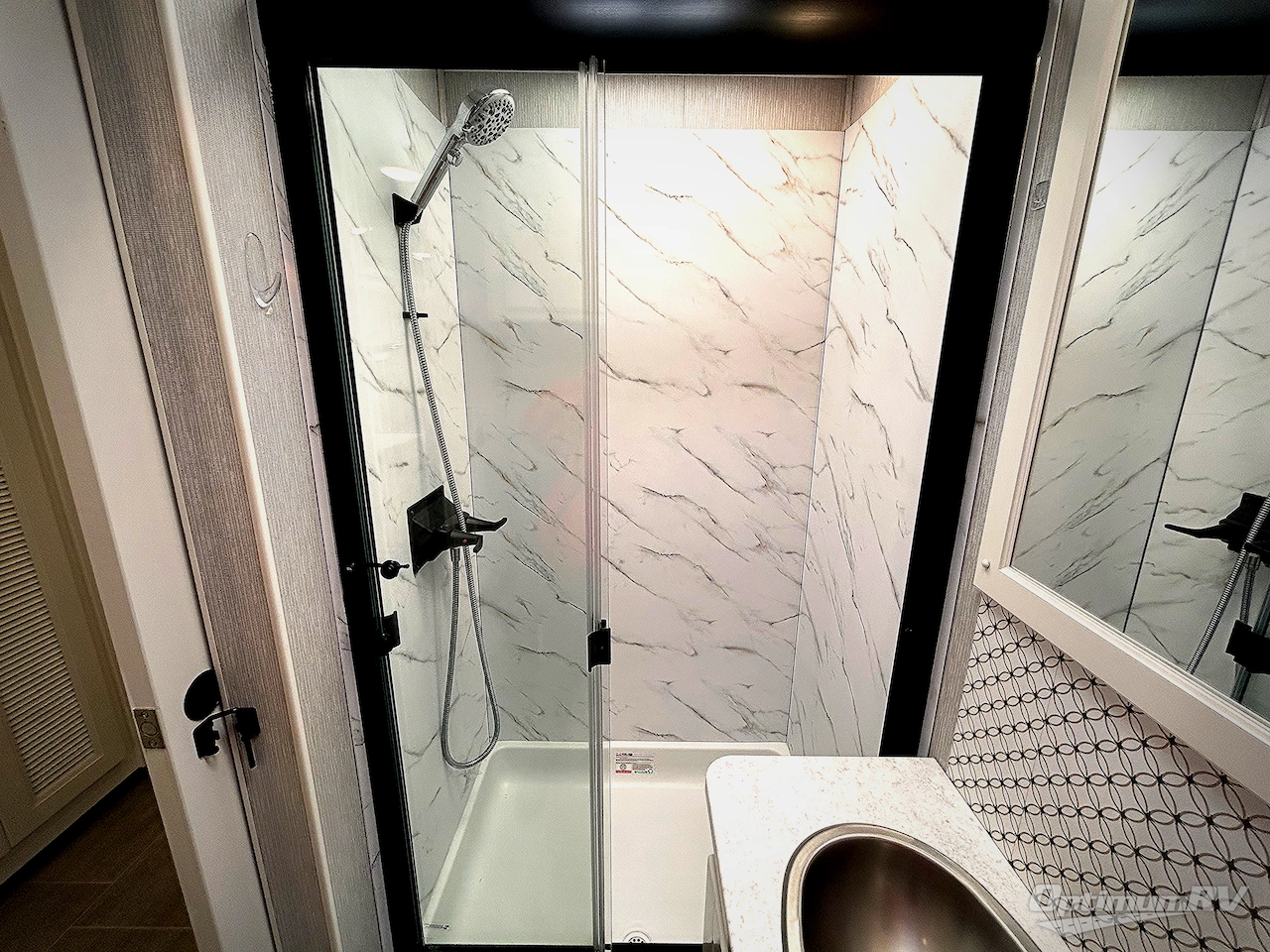 2023 Coachmen Encore 355DS Photo 15