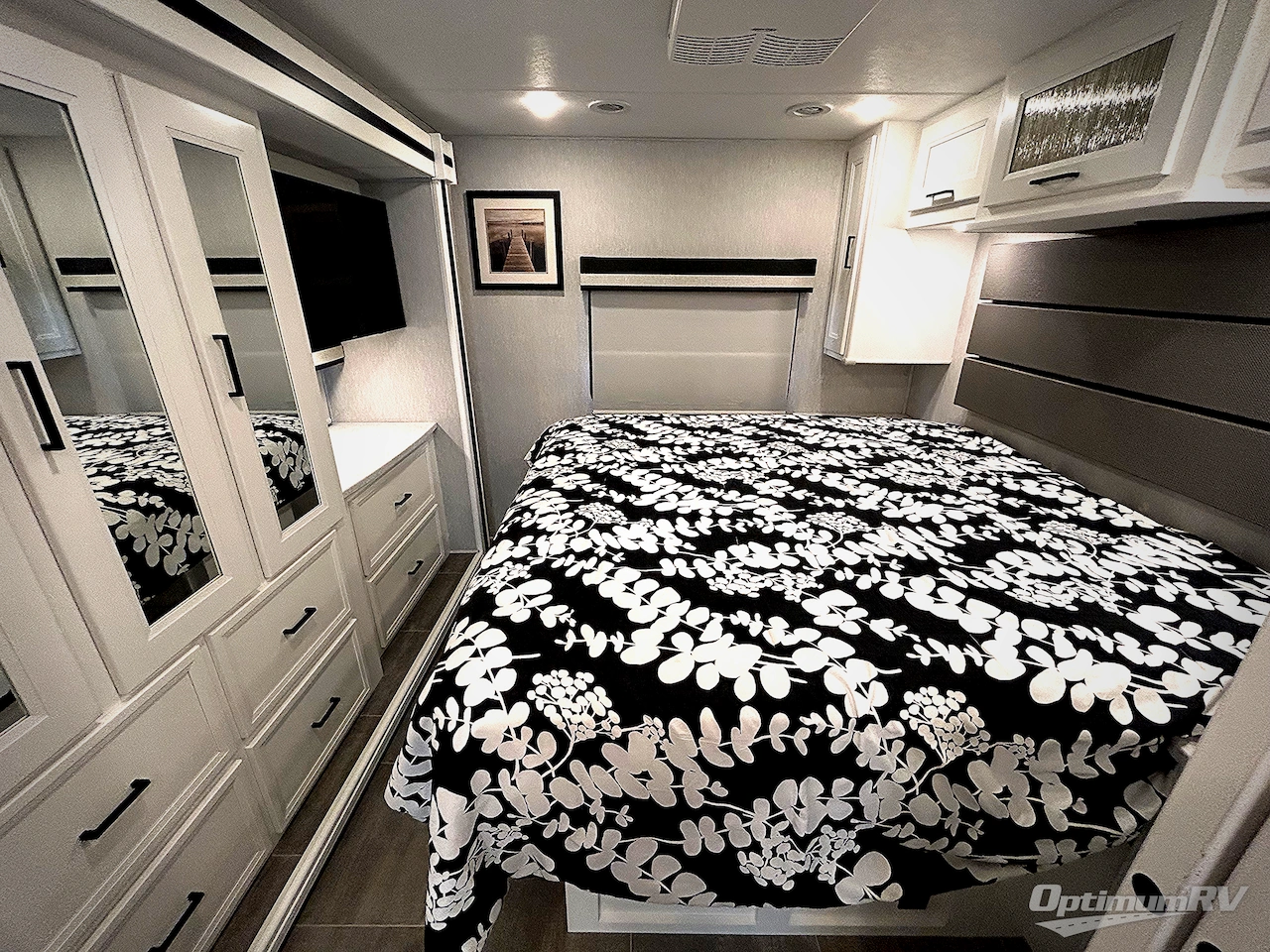 2023 Coachmen Encore 355DS Photo 16