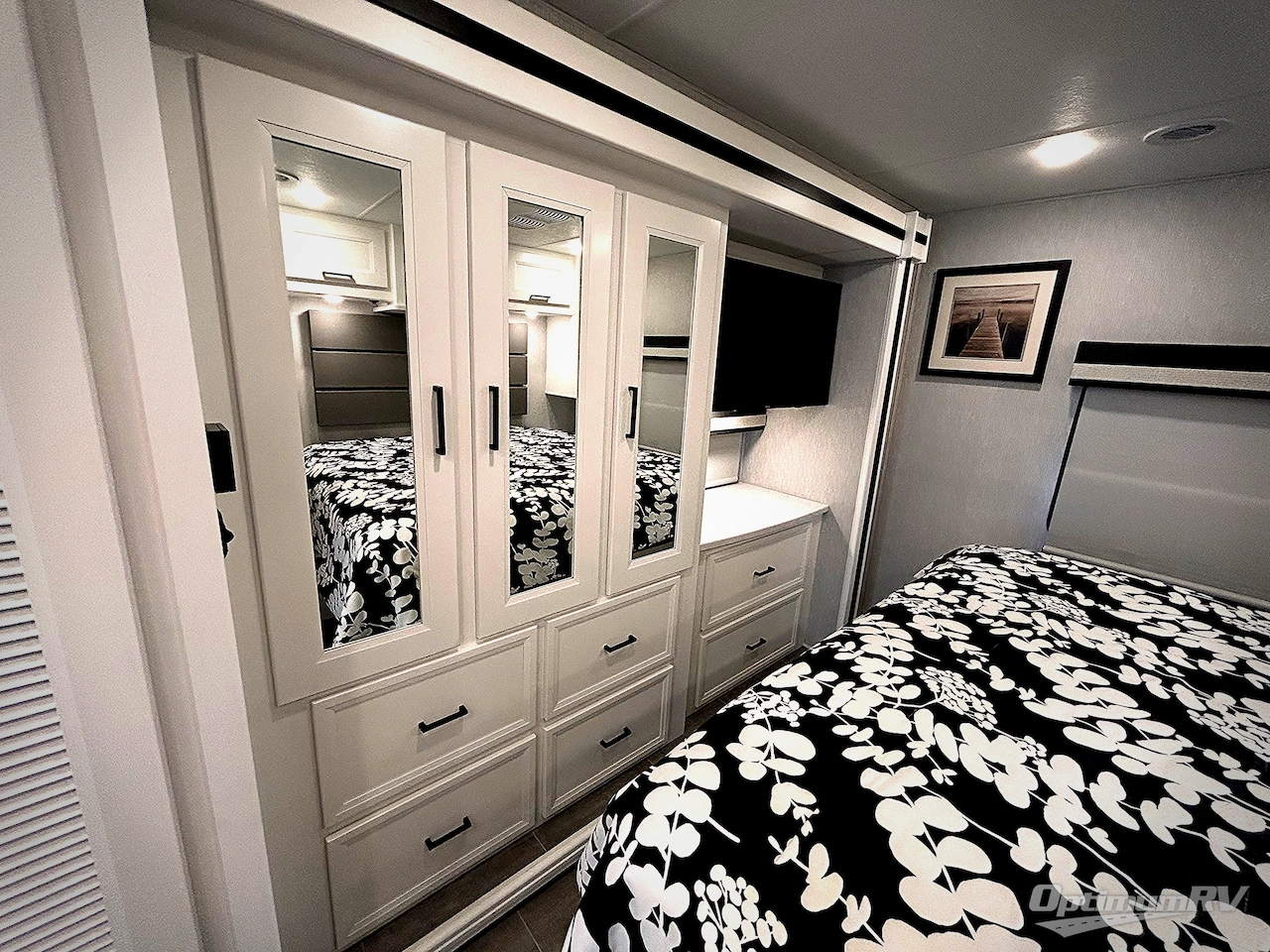 2023 Coachmen Encore 355DS Photo 18