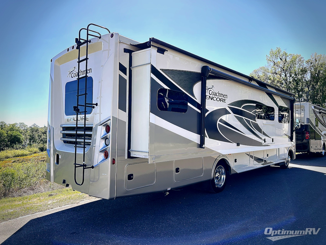2023 Coachmen Encore 355DS Photo 2