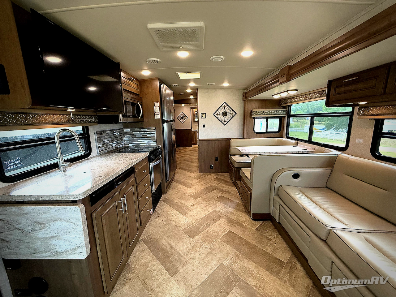 2020 Forest River Georgetown 5 Series 36B5 Photo 4