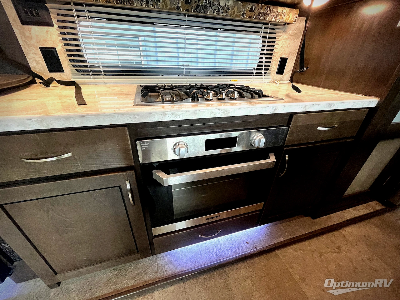 2019 Forest River Cedar Creek Hathaway Edition 38FBD Photo 18
