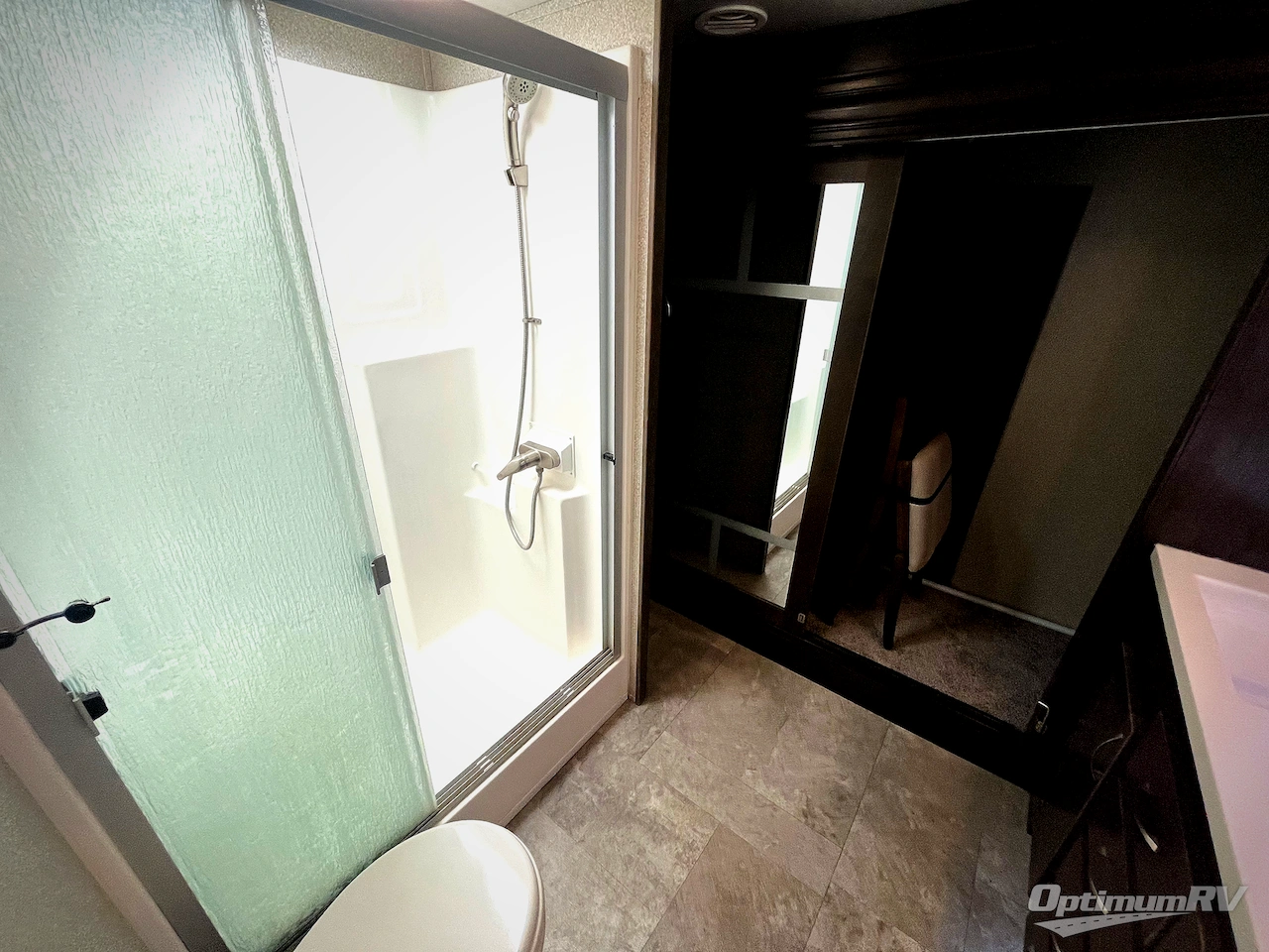 2019 Forest River Cedar Creek Hathaway Edition 38FBD Photo 26