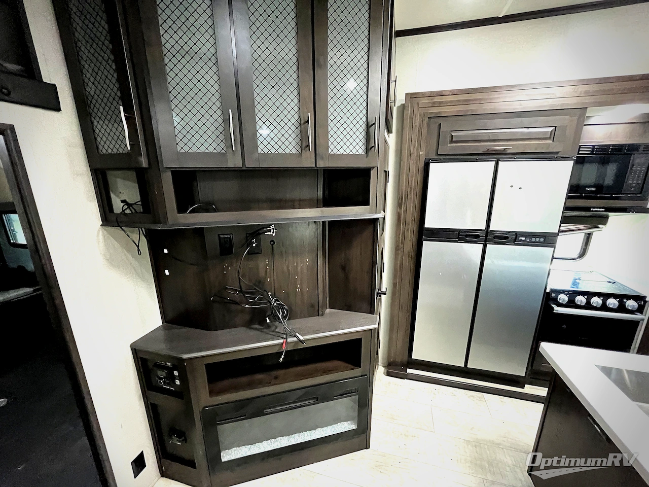 2022 Grand Design Momentum G-Class 350G Photo 7