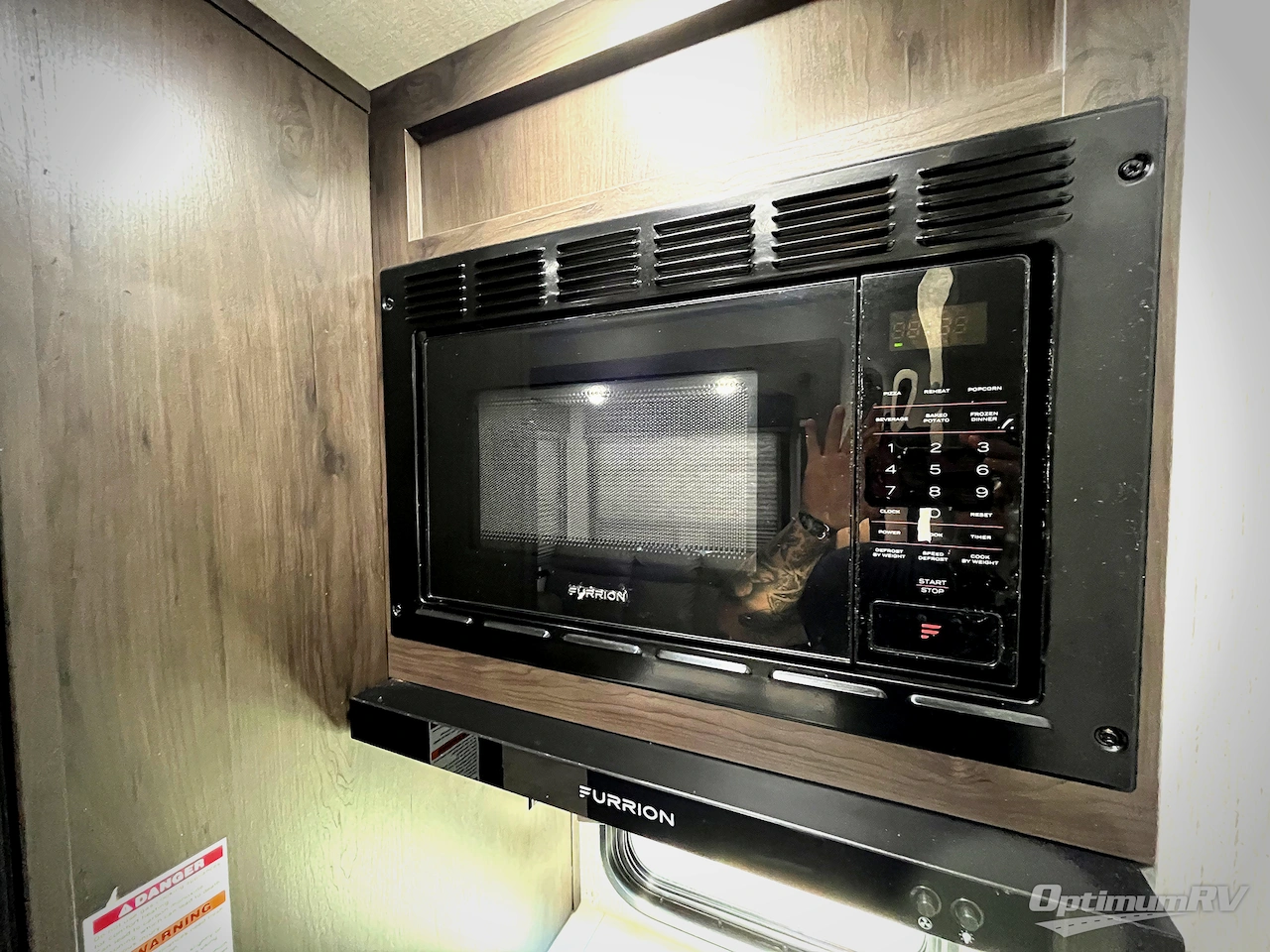 2022 Grand Design Momentum G-Class 350G Photo 11