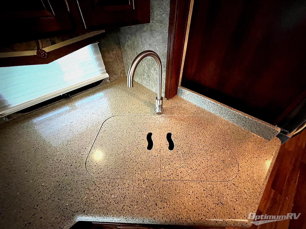 2014 Forest River Georgetown 328TSF Photo 14