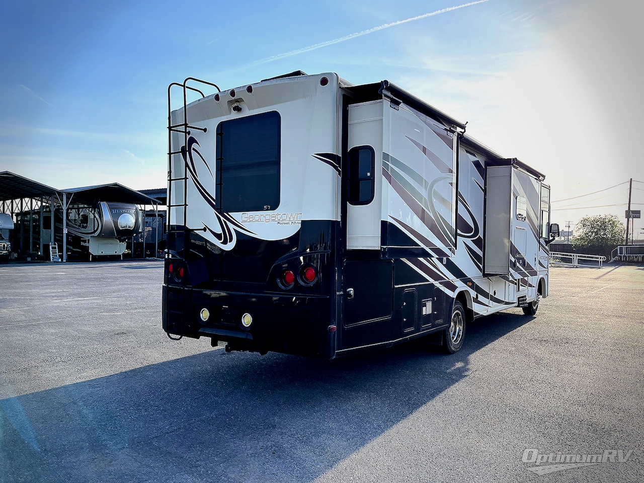 2014 Forest River Georgetown 328TSF Photo 2