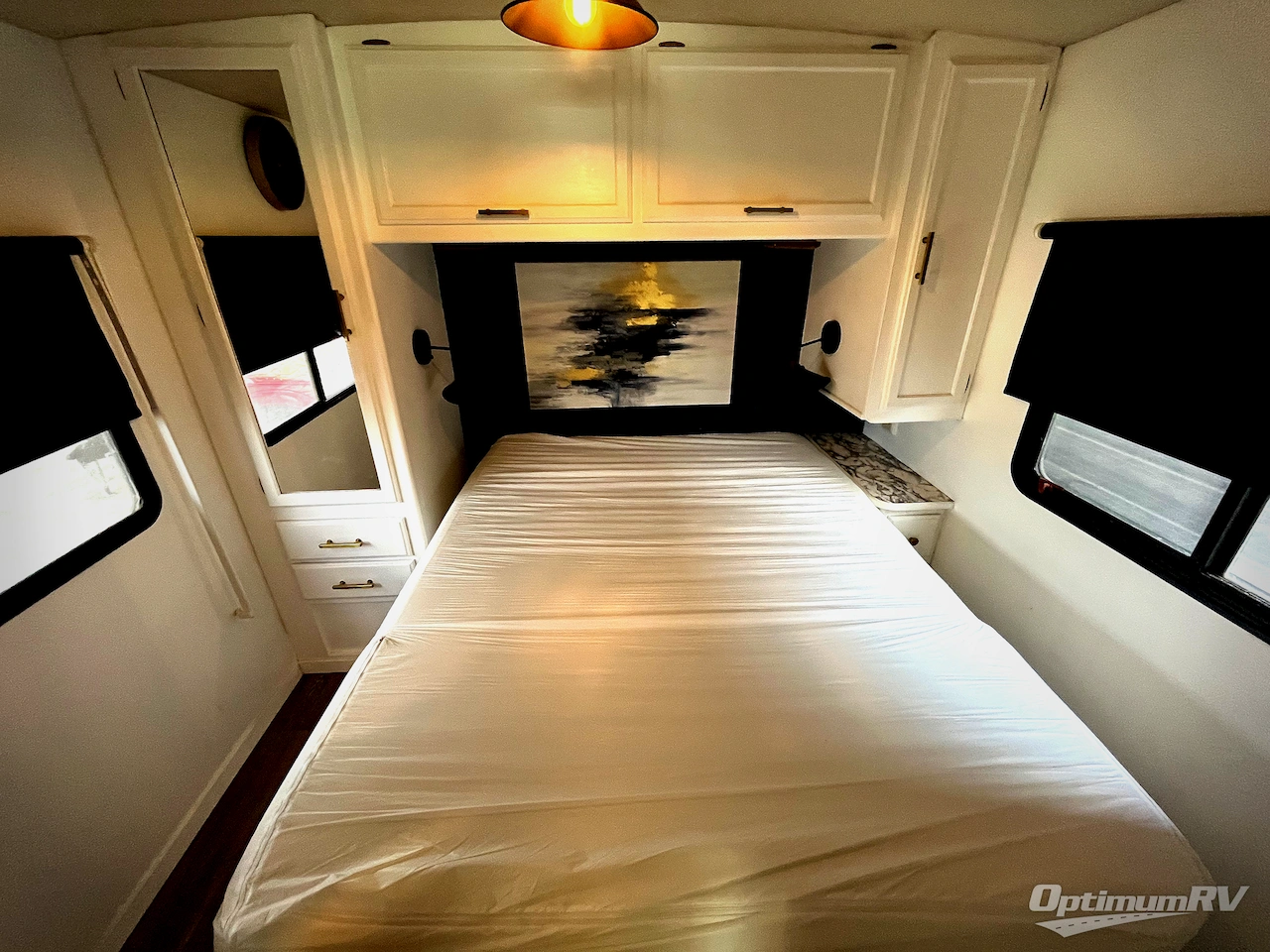 2004 Winnebago Sightseer 30B Photo 24