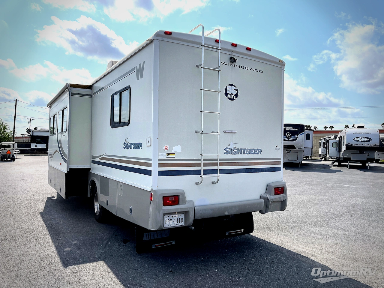 2004 Winnebago Sightseer 30B Photo 3