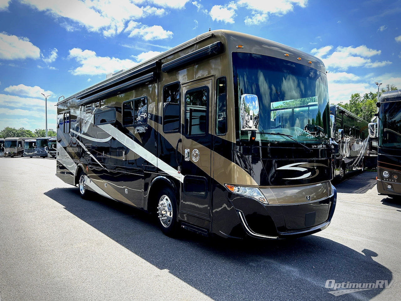 2022 Tiffin Allegro RED 33 AA Photo 1