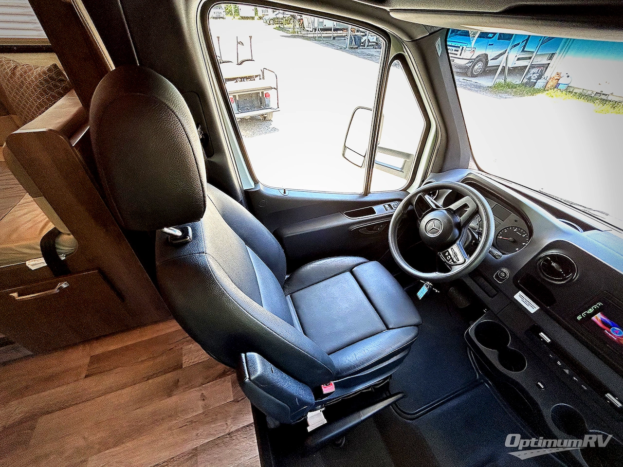 2019 Jayco Melbourne 24L Photo 4