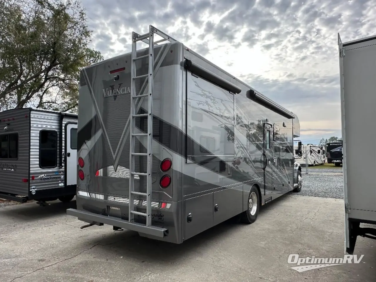 2021 Renegade Valencia 35MB Photo 2