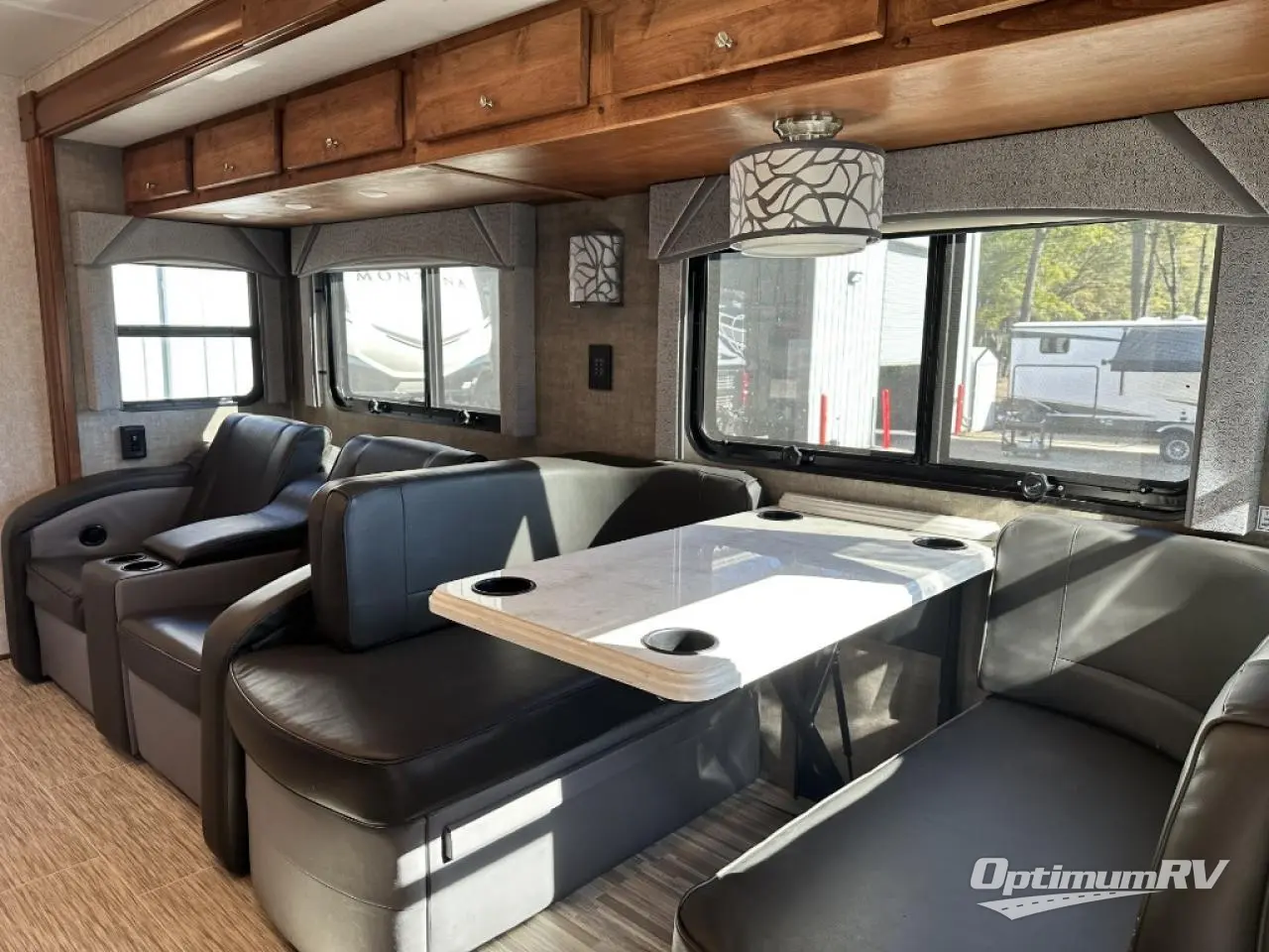 2021 Renegade Valencia 35MB Photo 10