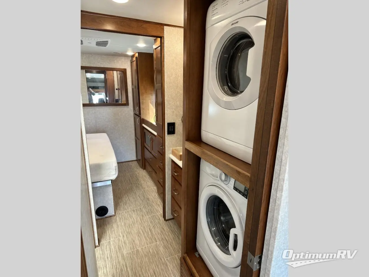 2021 Renegade Valencia 35MB Photo 11