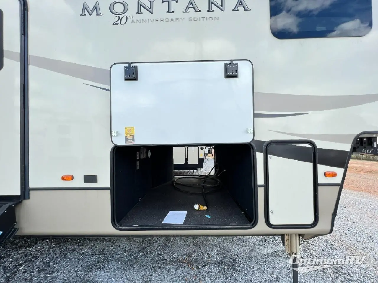 2019 Keystone Montana 3790RD Photo 24