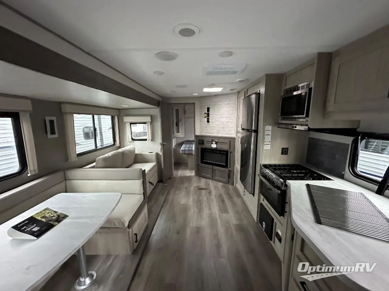 SOLD! New 2024 Coachmen Catalina Legacy Edition 263BHSCK Travel