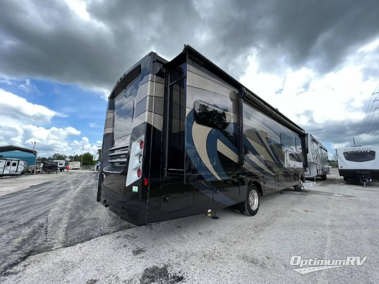 2023 Coachmen Encore 355DS Photo 7