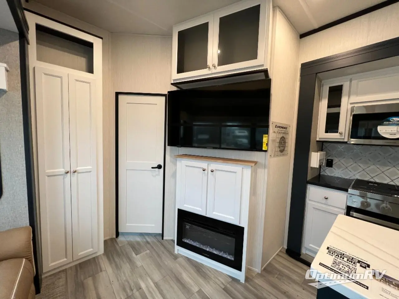2024 Forest River Cedar Creek Experience 3525LF Photo 12