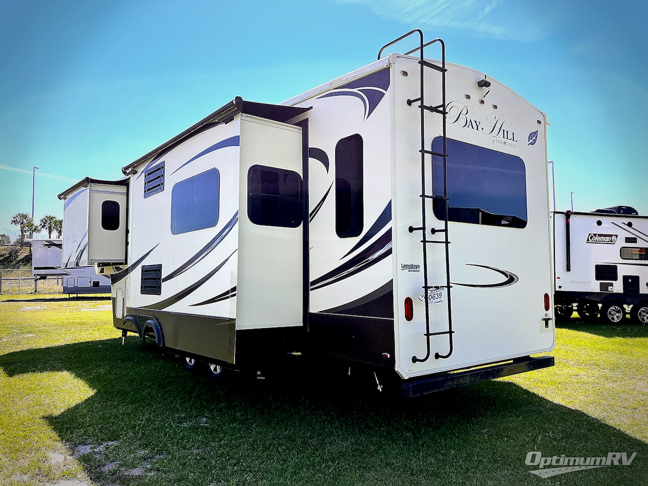 2015 EverGreen RV Bay Hill 295RL Photo 3