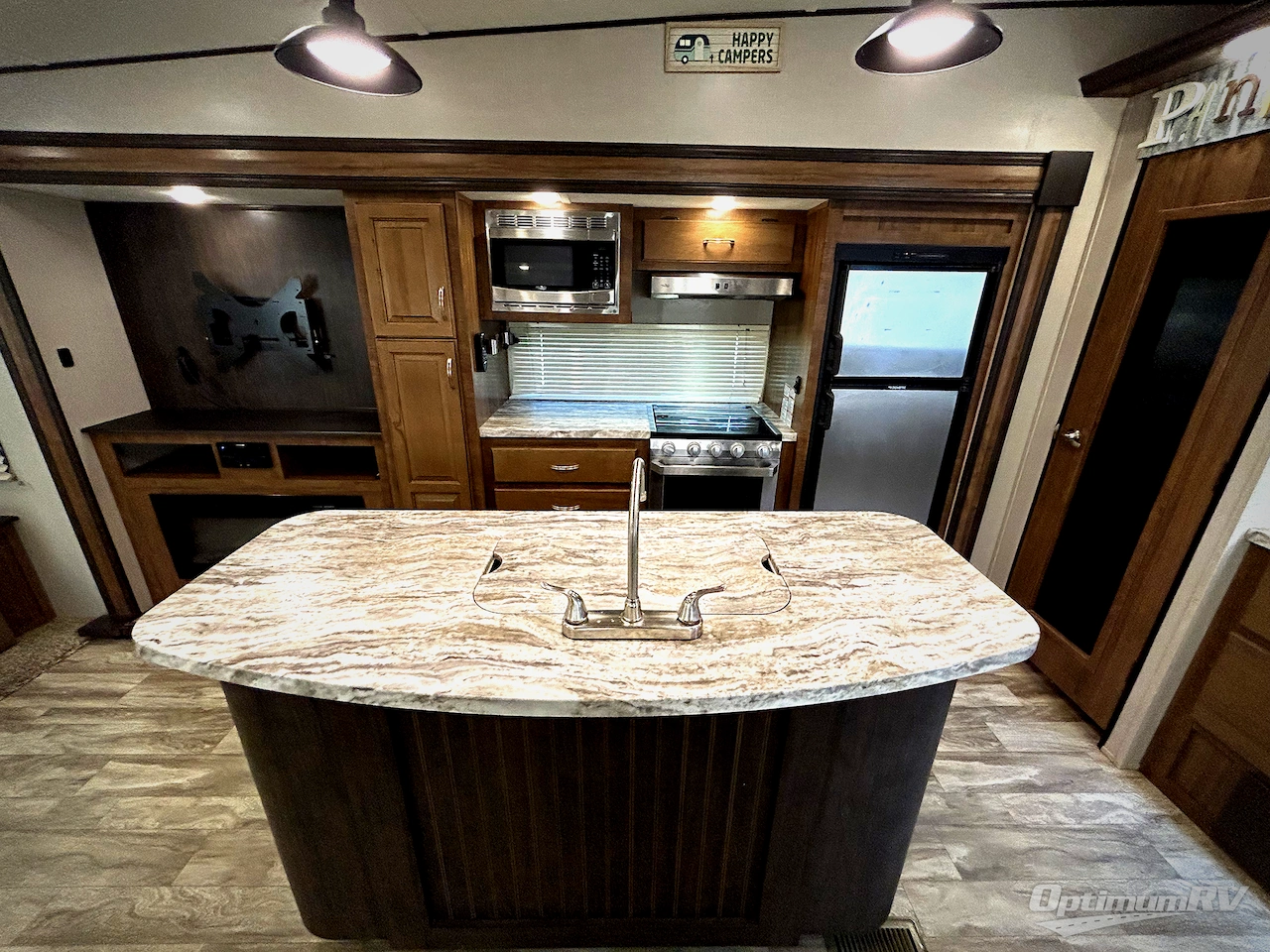 2019 Coachmen Chaparral Lite 30RLS Photo 6