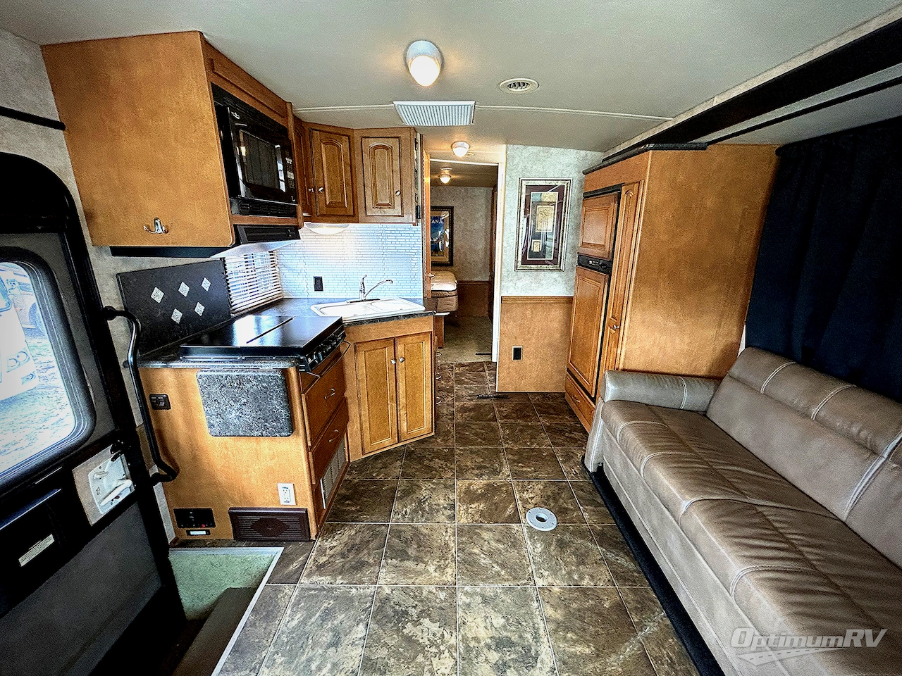 2012 Winnebago Vista 26P Photo 4