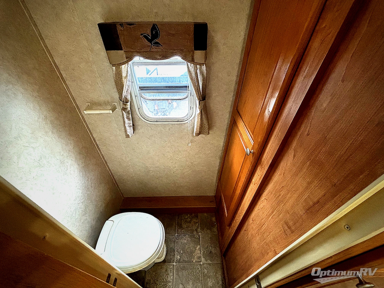 2009 Forest River Rockwood Wind Jammer 2808W Photo 10