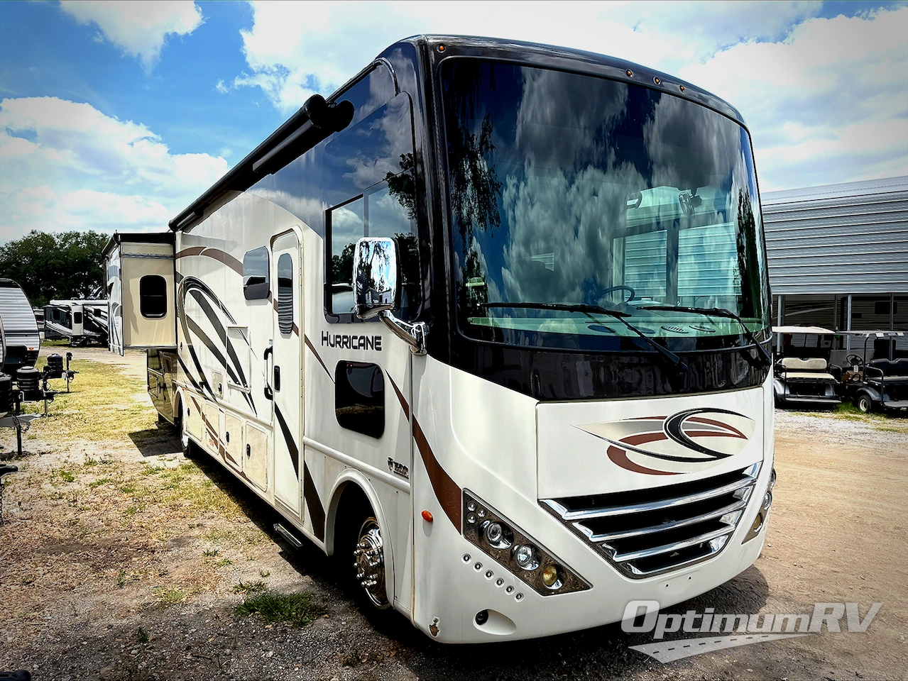 2019 Thor Hurricane 35M Photo 1