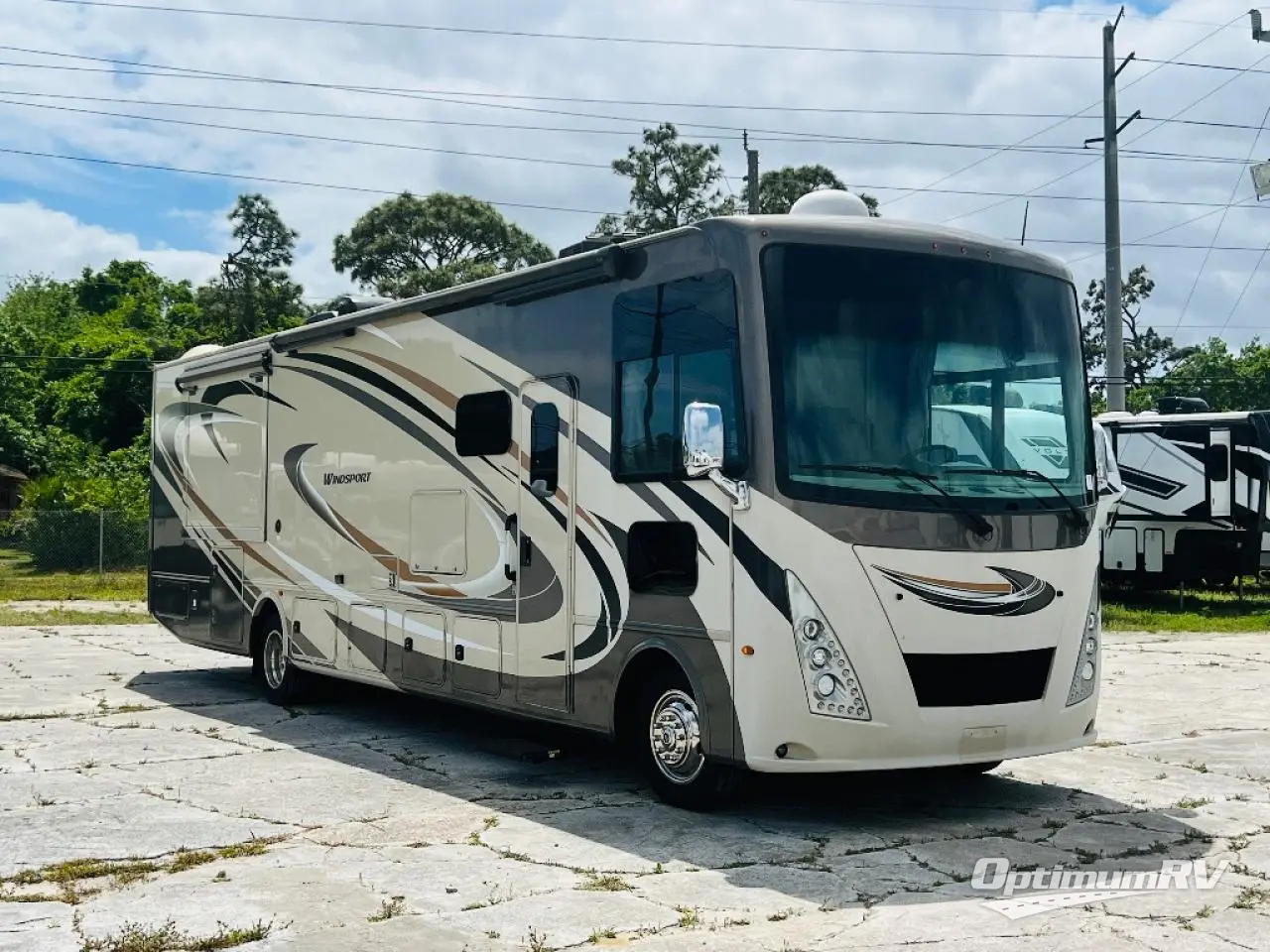 2019 Thor Windsport 35M Photo 1