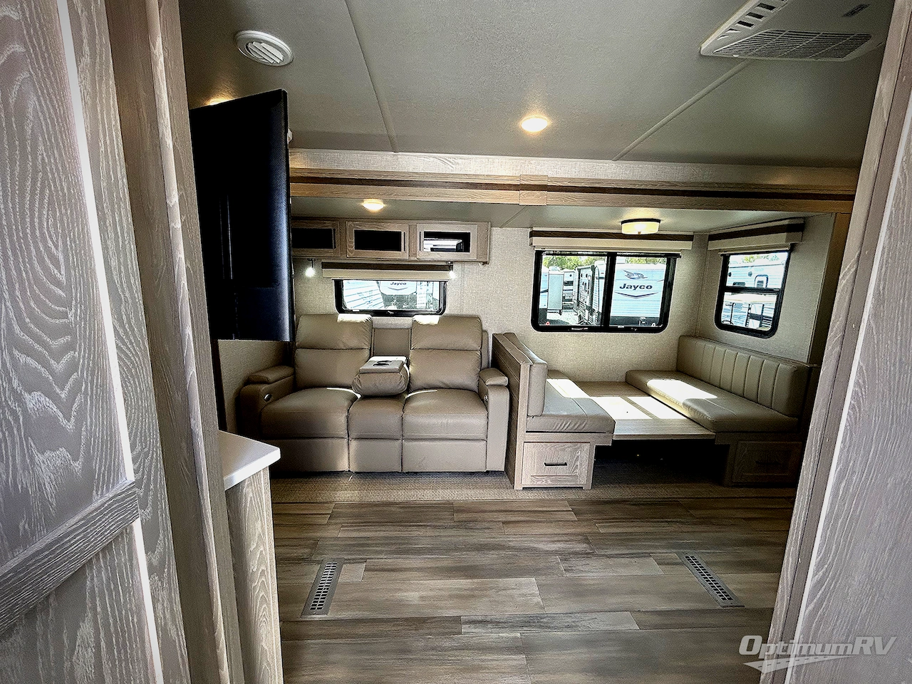 2023 Forest River Rockwood Ultra Lite 2608BS Photo 10