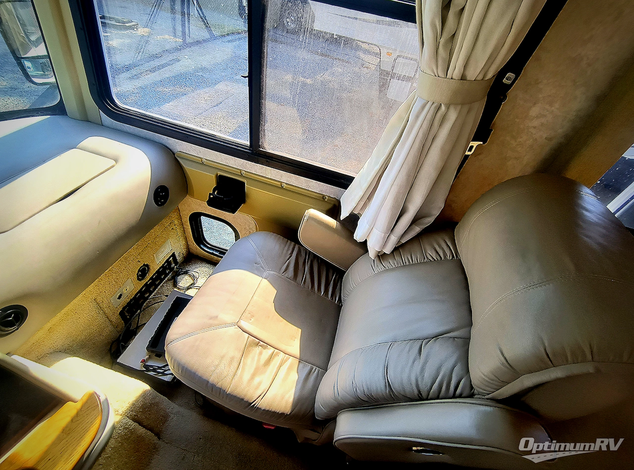 2005 Tiffin Allegro Bay 38DB Photo 5