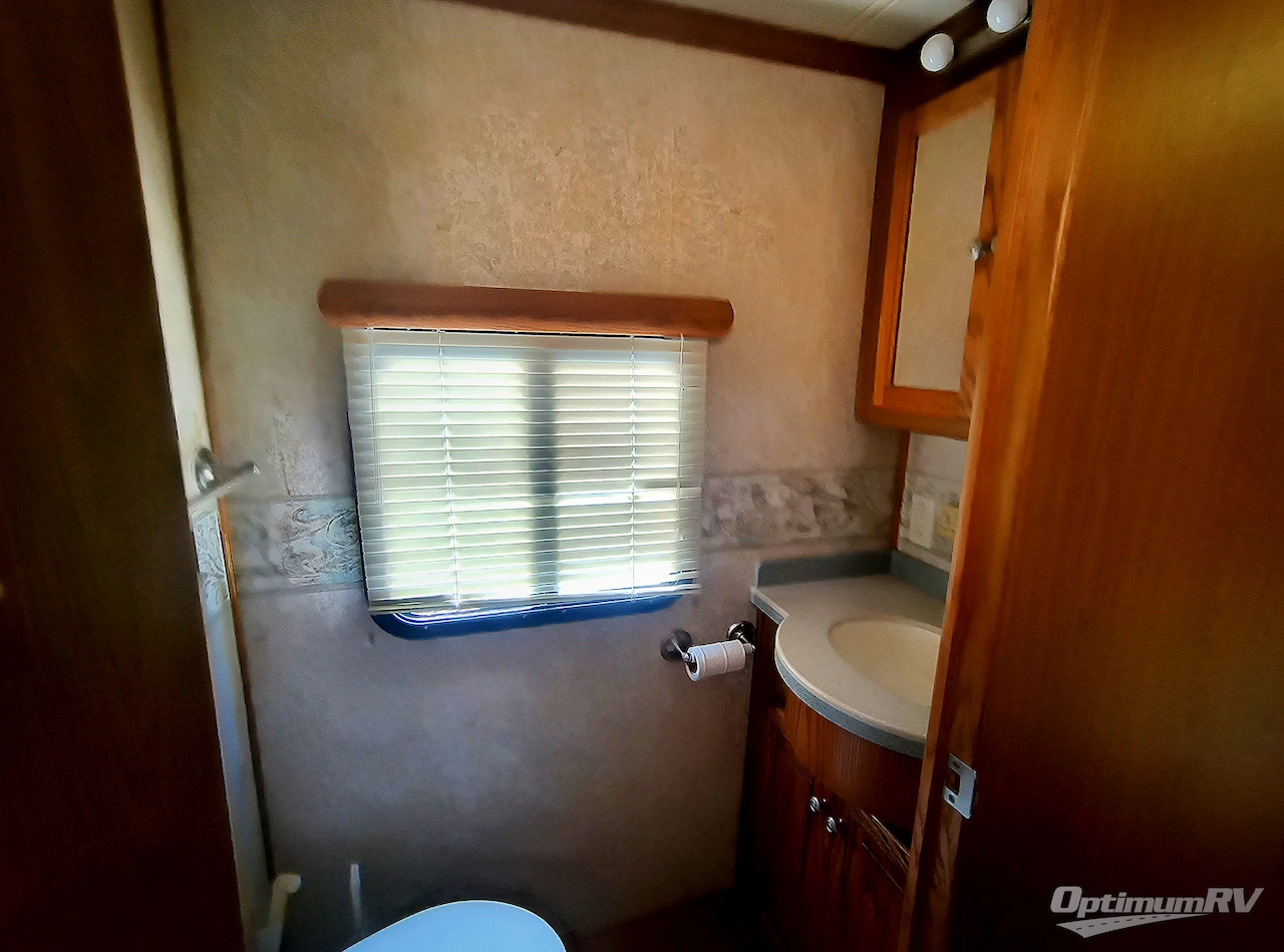 2005 Tiffin Allegro Bay 38DB Photo 10
